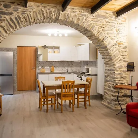 La Fonte - Duplex In Historical Center Lesa