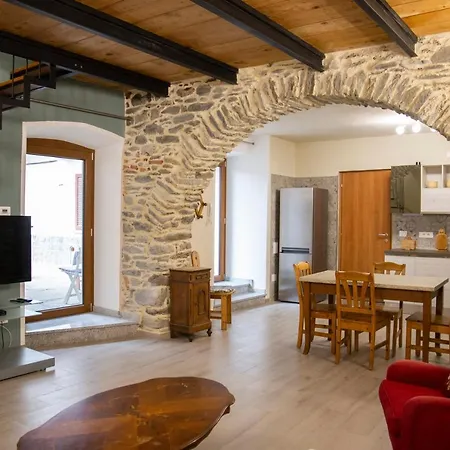 La Fonte - Duplex In Historical Center