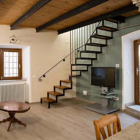 La Fonte - Duplex In Historical Center Lesa